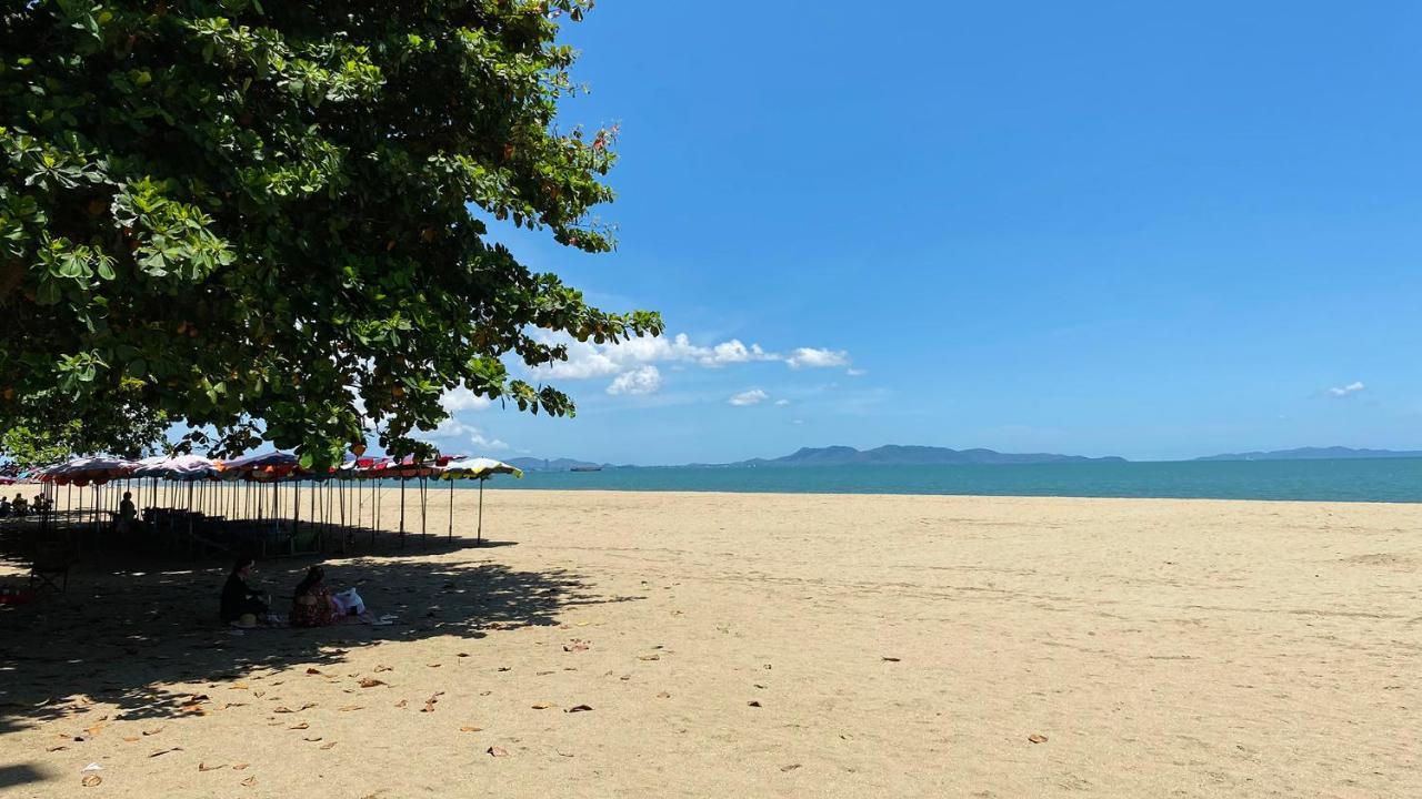 Beach 7 Condo Praia de Jomtien Exterior foto